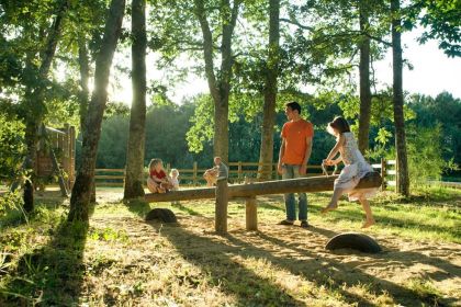 Huttopia Rillé en famille !