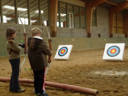 De nombreuses activités à tester en famille sur place, comme le tir à l'arc