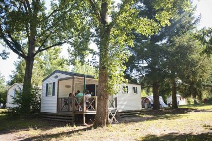 Camping Indigo Les Châteaux : la nature en famille !