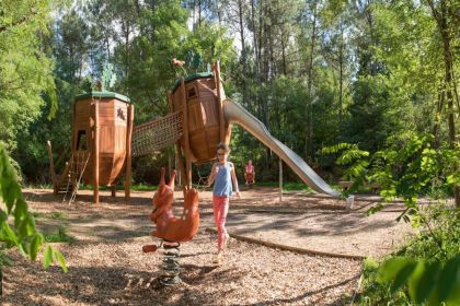 Aire de jeux pour les petits