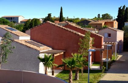 Les villas colorées de la résidence Le Domaine de Bacchus à Saint Christol